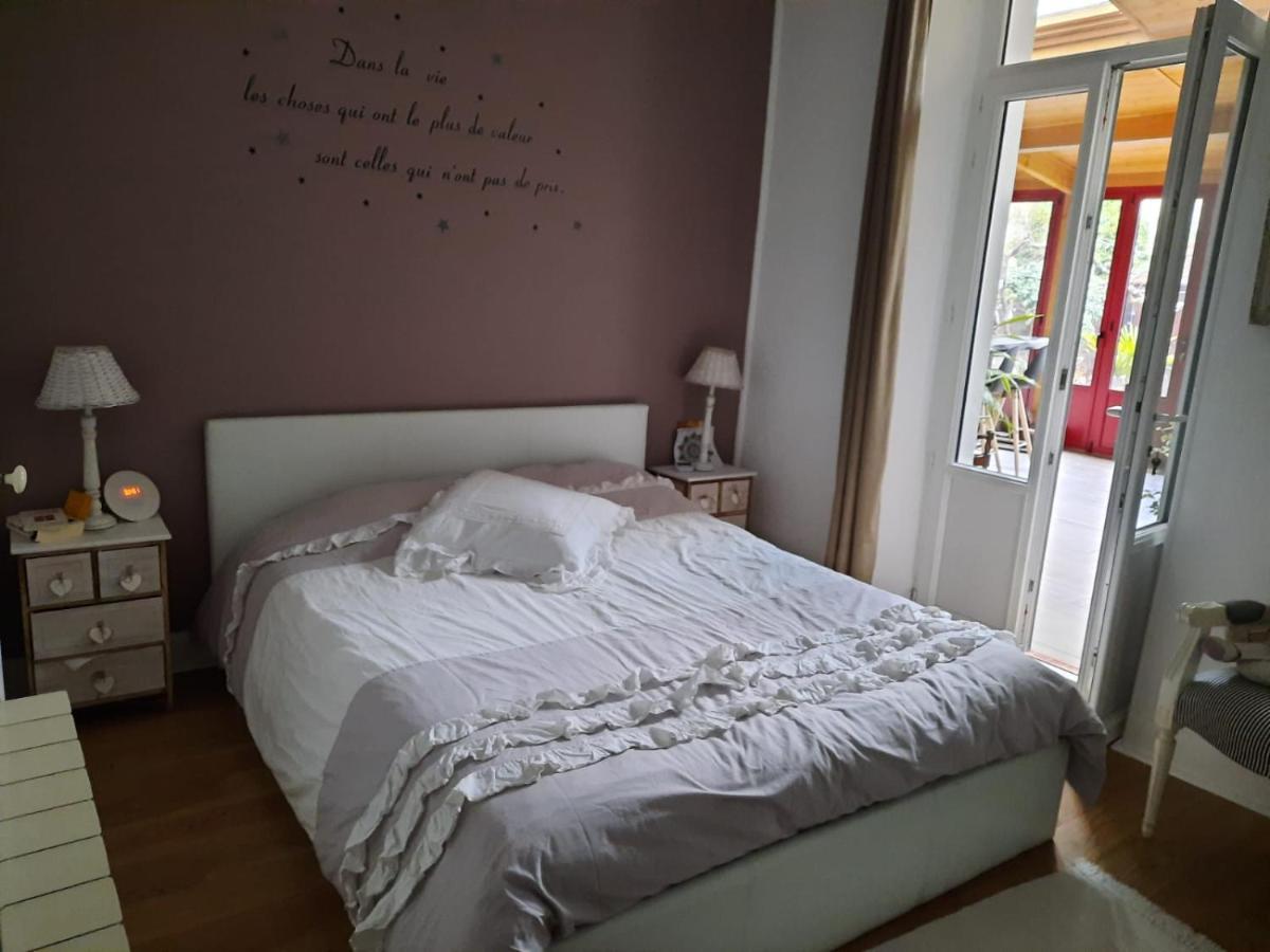 A Ribeira Bed & Breakfast ชาโตรูซ์ ภายนอก รูปภาพ